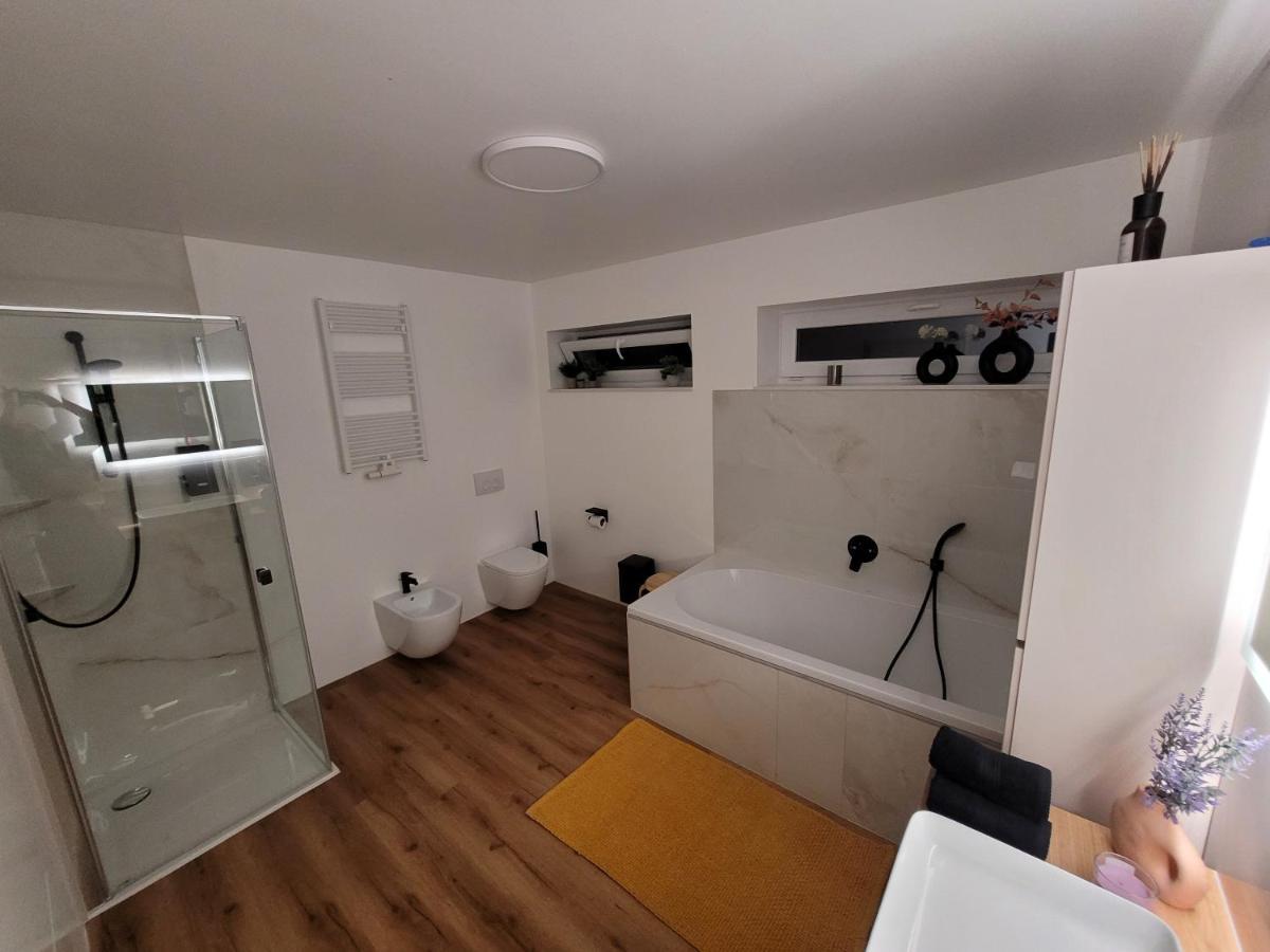 Ferienwohnung Nachtigall 2 Bad Hersfeld Eksteriør billede